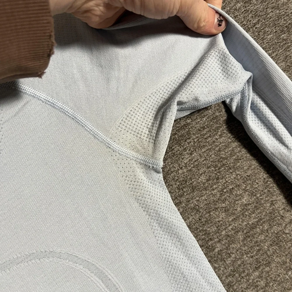 Lululemon Swiftly Tech Shirt Womens 4 Blue Long Sleeve Athletic Gym‎ Top